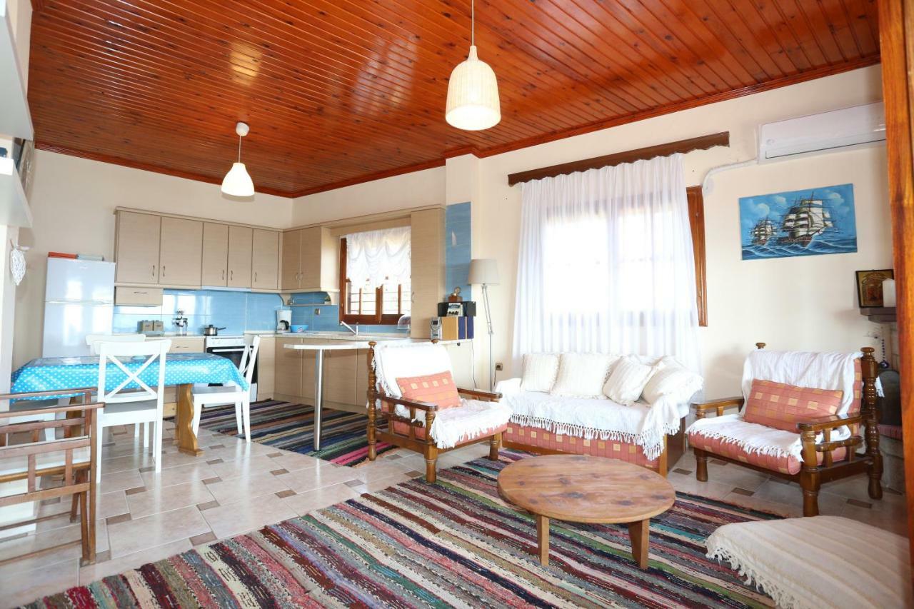 Seaside Lägenhet Agia Paraskevi  Exteriör bild