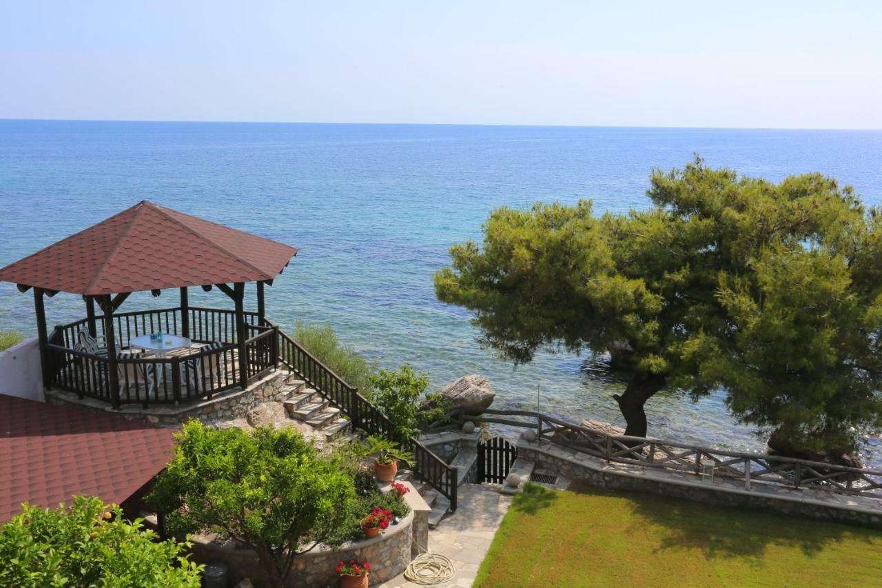 Seaside Lägenhet Agia Paraskevi  Exteriör bild
