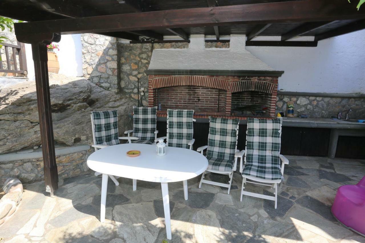Seaside Lägenhet Agia Paraskevi  Exteriör bild