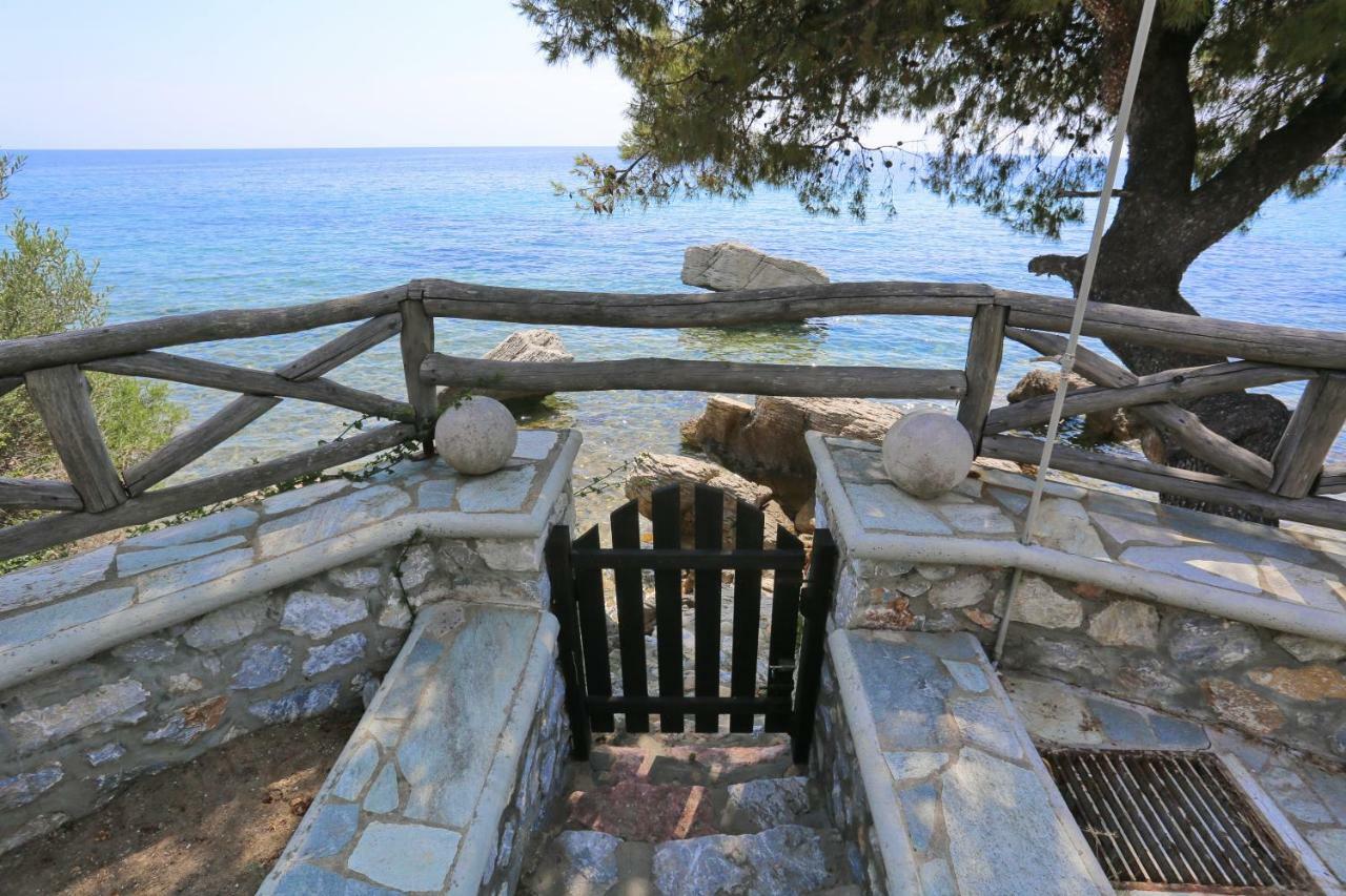 Seaside Lägenhet Agia Paraskevi  Exteriör bild
